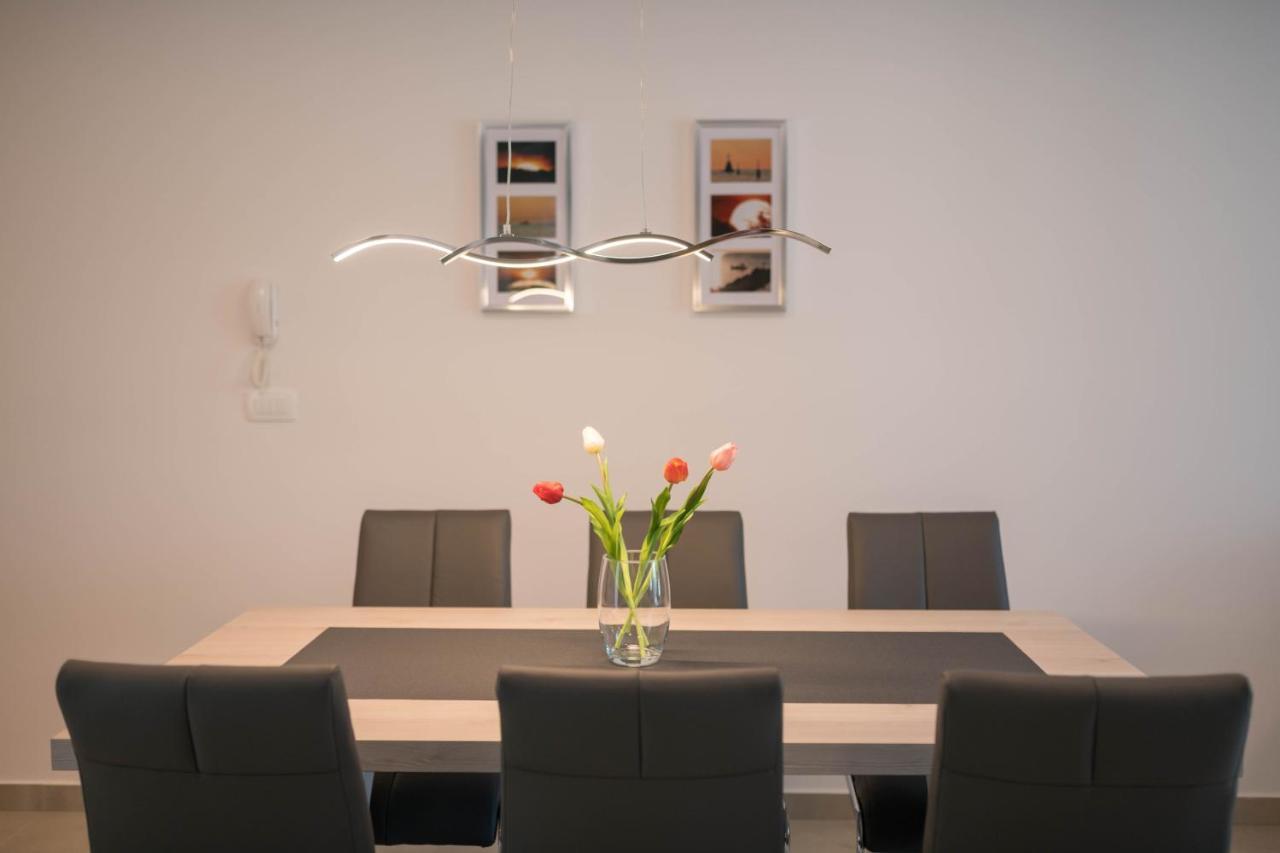 A&V Residence Novigrad Istria Eksteriør bilde
