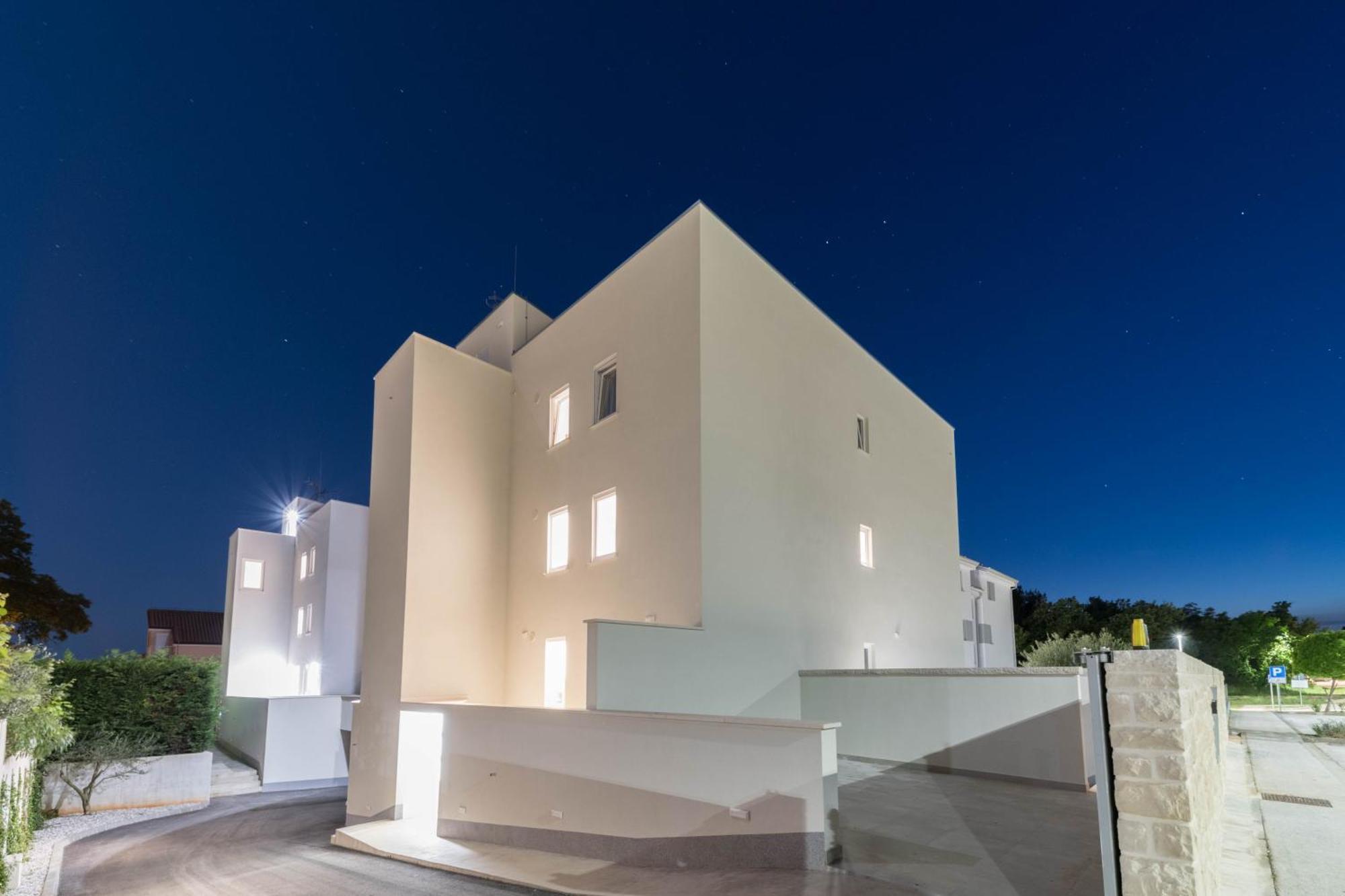 A&V Residence Novigrad Istria Eksteriør bilde