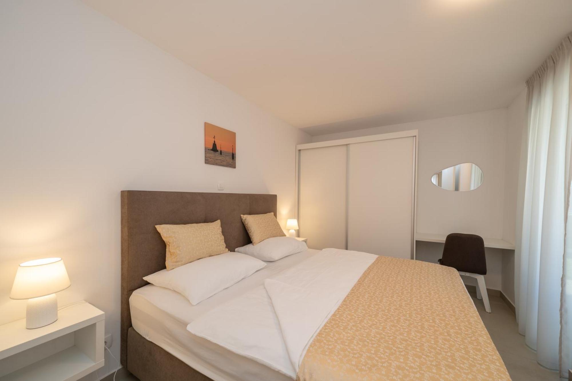 A&V Residence Novigrad Istria Eksteriør bilde